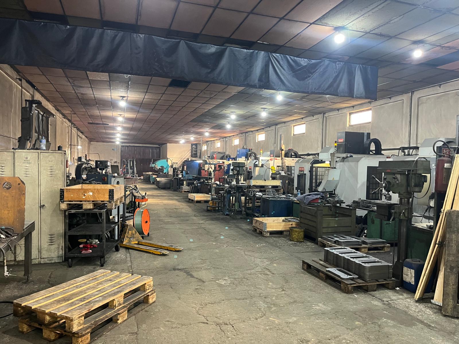 Advea CNC machining workshop